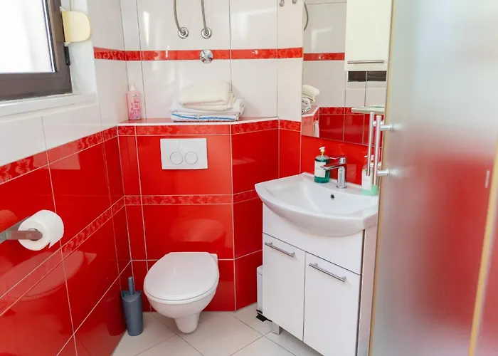 Caric Gostinjska kuća 4*