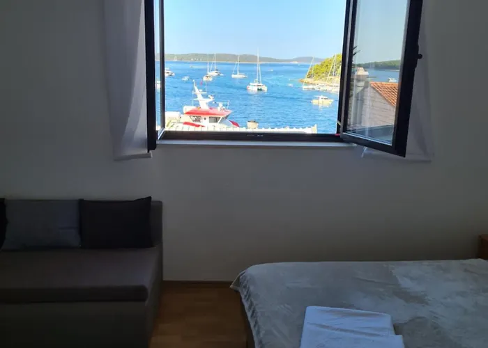 Caric Hvar Town